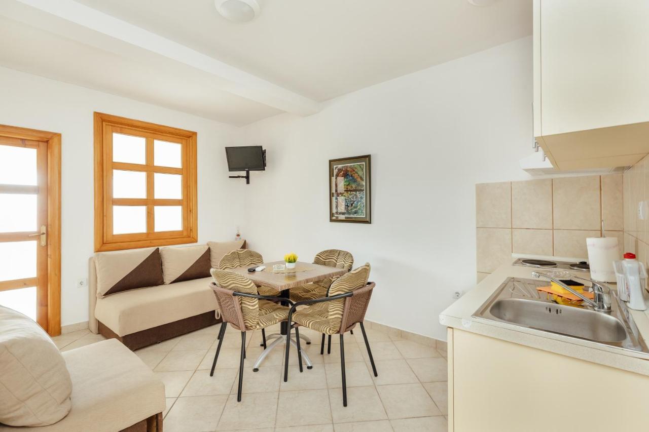 Premium Spot Apartments Херцег Нови Екстериор снимка